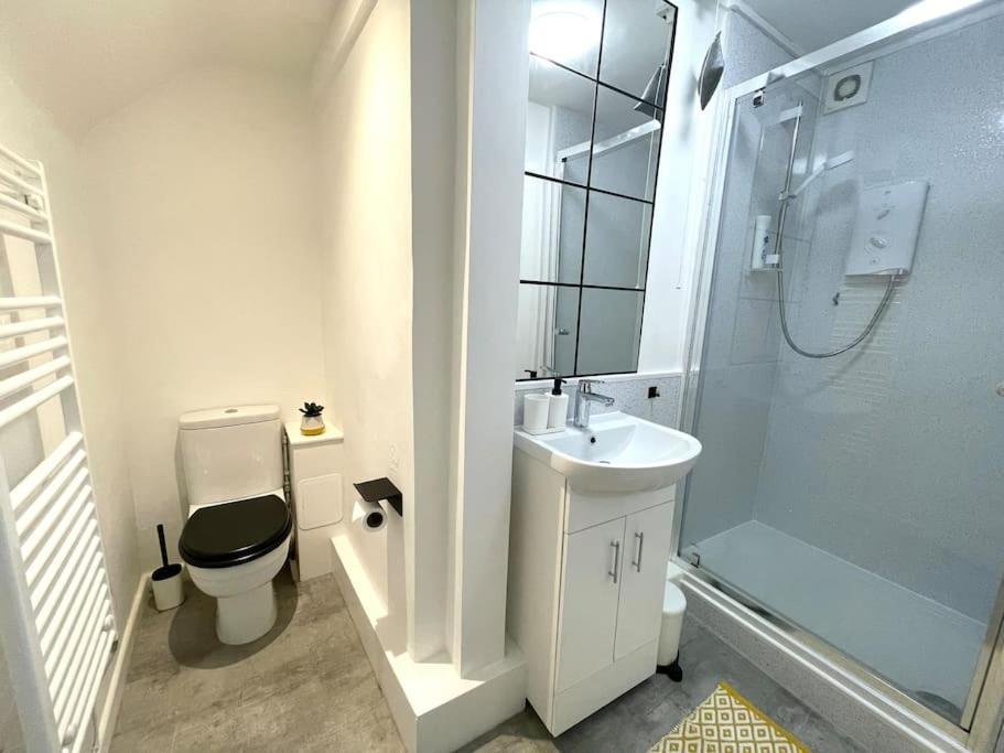 Modern Studio Apartment; 10Min Walk To Town & Quay 埃克塞特 外观 照片